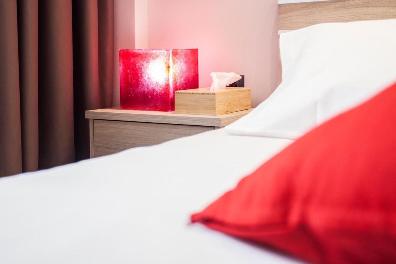 Facadoro Apartments أثينا المظهر الخارجي الصورة