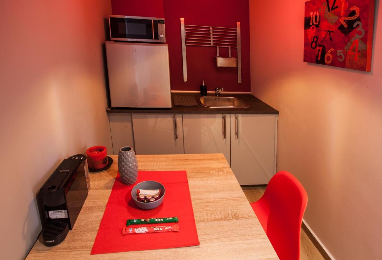 Facadoro Apartments أثينا المظهر الخارجي الصورة